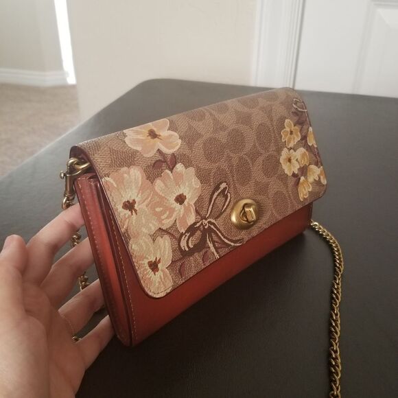 Coach Crossbody Bag  - Picture 3 of 10